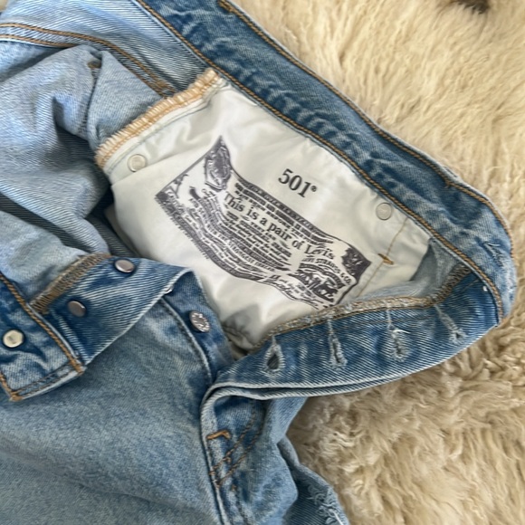 Levi 501 Denim Shorts - Picture 4 of 6